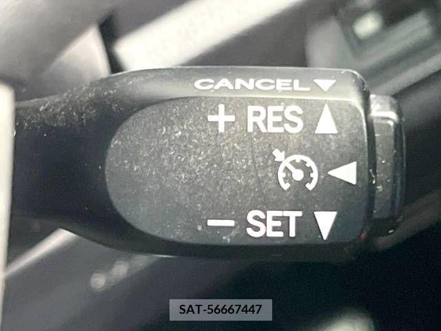 Toyota VOXY 2018-10 289202-6