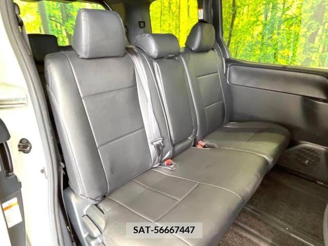 Toyota VOXY 2018-10 289202-9