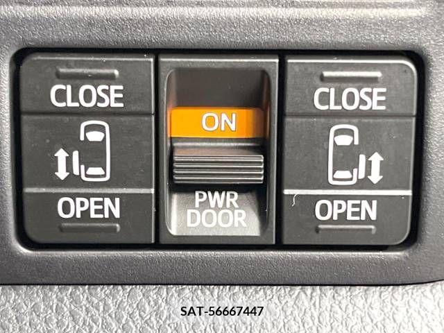 Toyota VOXY 2018-10 289202-4