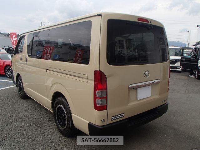 Toyota REGIUSACE VAN 2009-06 324478-5
