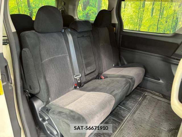 Toyota ALPHARD 2012-10 219168-9