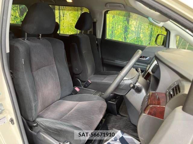 Toyota ALPHARD 2012-10 219168-8