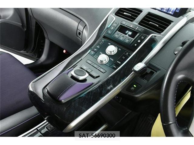 Toyota SAI 2016-10 217014-16
