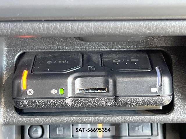 Mazda MAZDA3 2022-03 228504-19