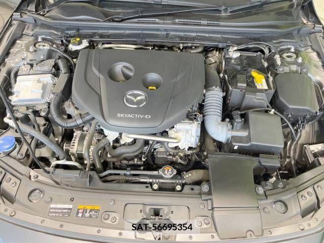 Mazda MAZDA3 2022-03 228504-1