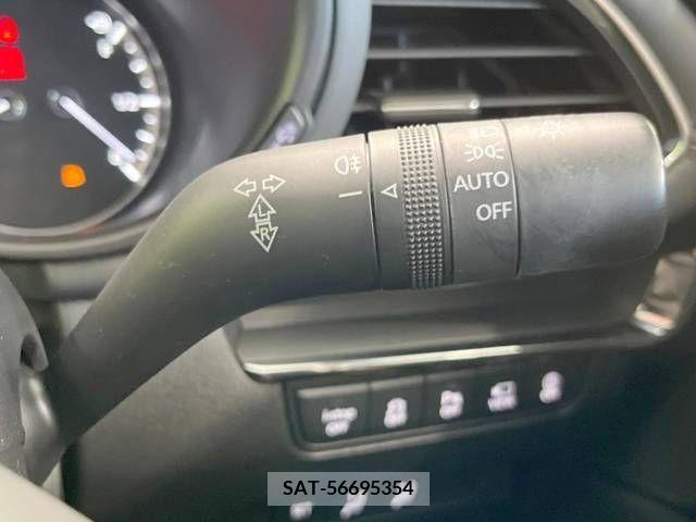 Mazda MAZDA3 2022-03 228504-14