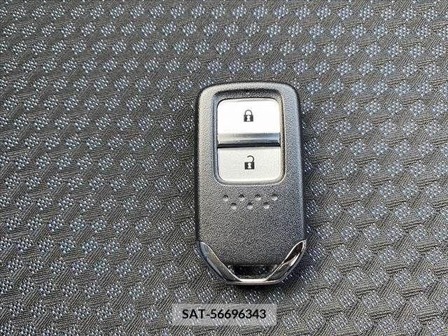 Honda FIT 2019-03 269395-3