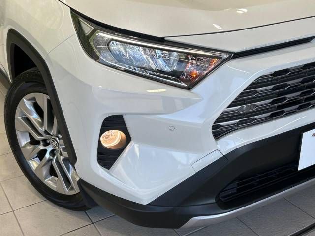Toyota RAV4 2020-11 182143-12