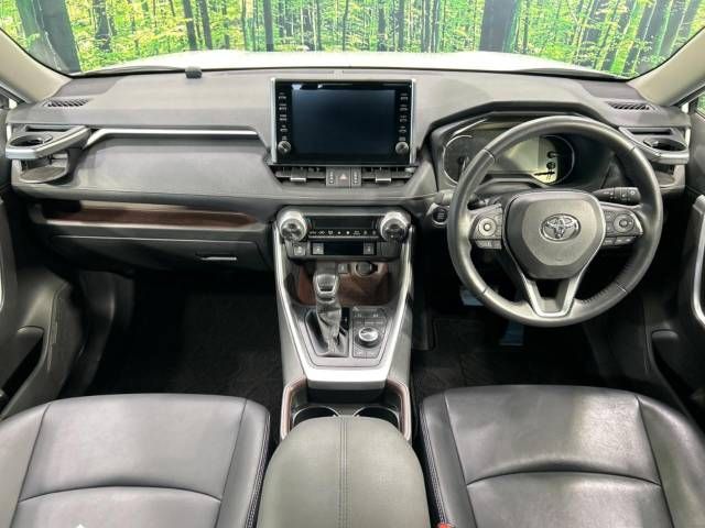 Toyota RAV4 2020-11 182143-1