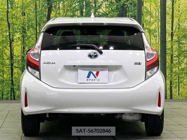 Toyota AQUA 2017-08 314333-15