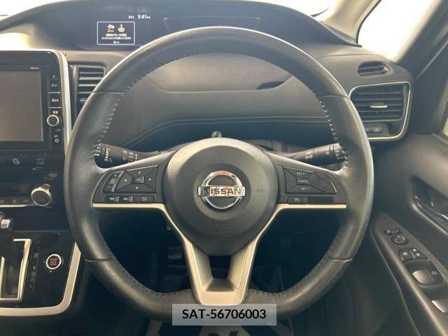Nissan SERENA 2018-04 284311-12