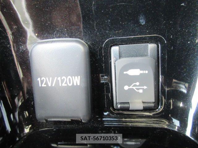 Toyota PRIUS PHV 2019-03 282536-17