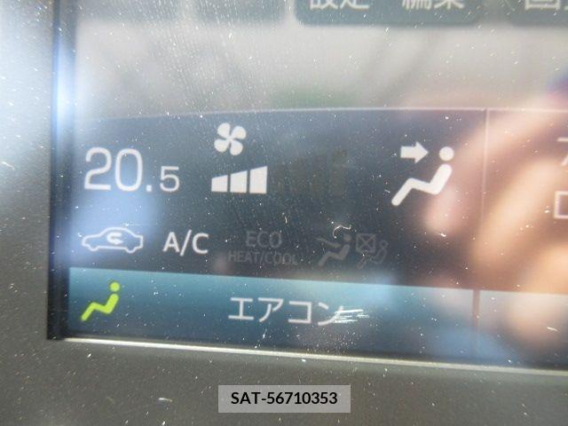 Toyota PRIUS PHV 2019-03 282536-12