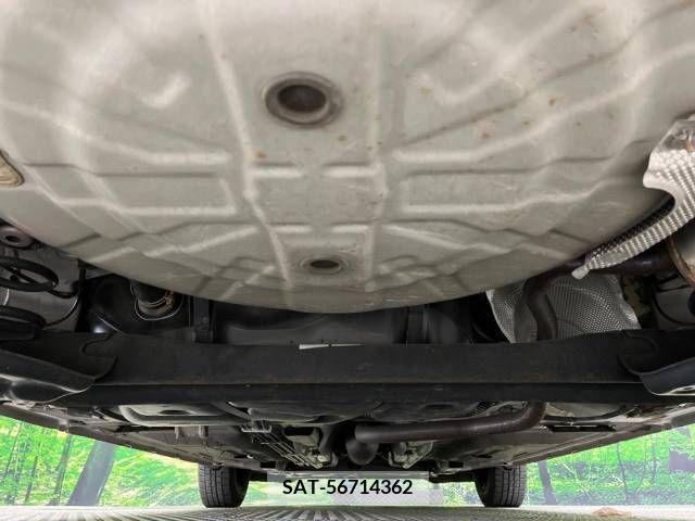 Nissan NOTE 2014-02 256989-19
