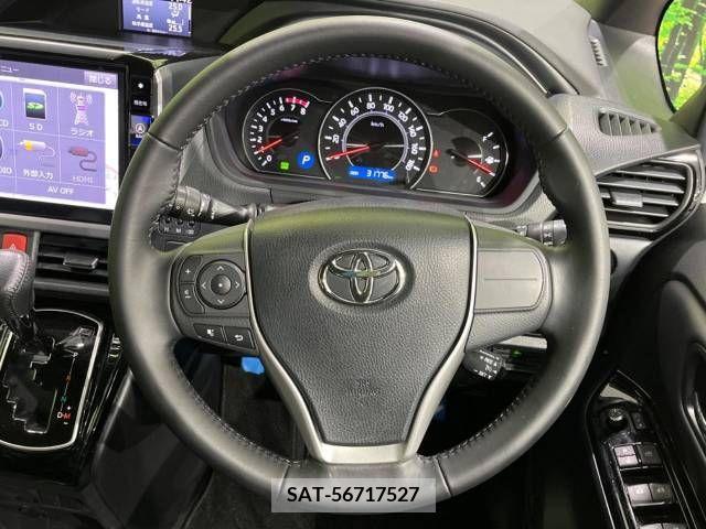 Toyota NOAH 2018-12 279494-12