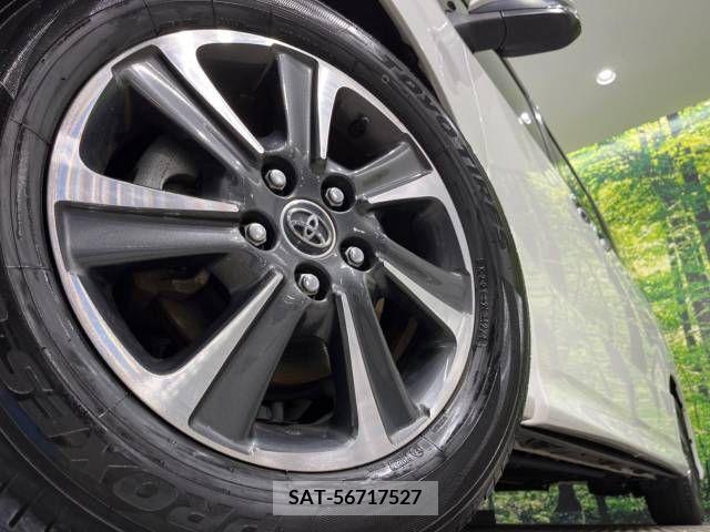 Toyota NOAH 2018-12 279494-14