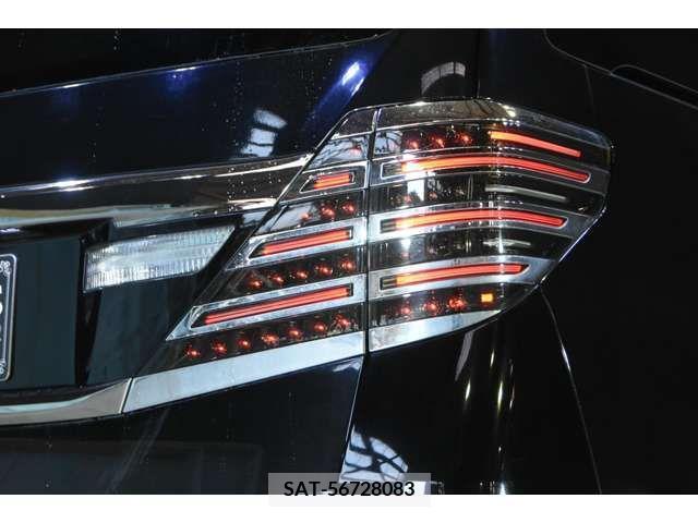 Toyota VELLFIRE 2014-12 334987-11