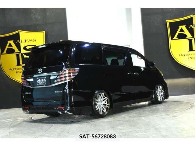 Toyota VELLFIRE 2014-12 334987-1