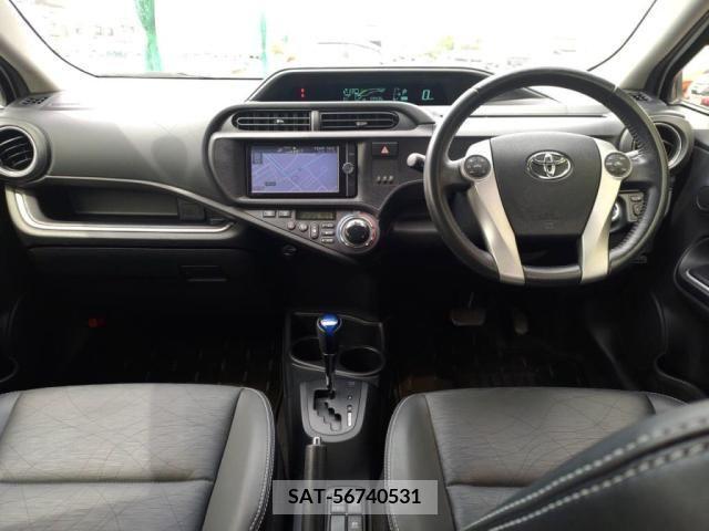 Toyota AQUA 2014-04 314196-2