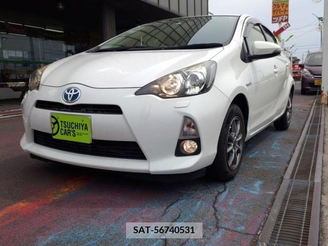 Toyota AQUA 2014-04 314196-0