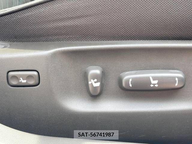 Toyota CROWN SEDAN 2011-09 295228-6