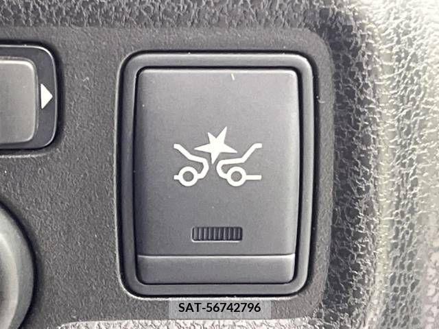 Nissan NOTE 2014-01 345904-4