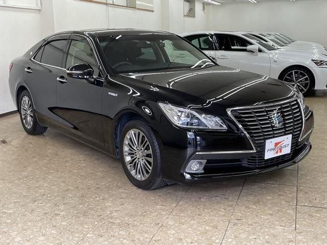 Toyota CROWN SEDAN 2013-06 183265-2