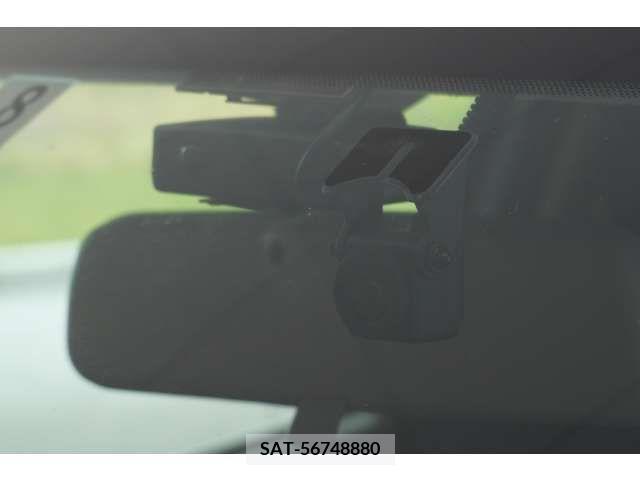 Suzuki SWIFT 2021-08 320816-14