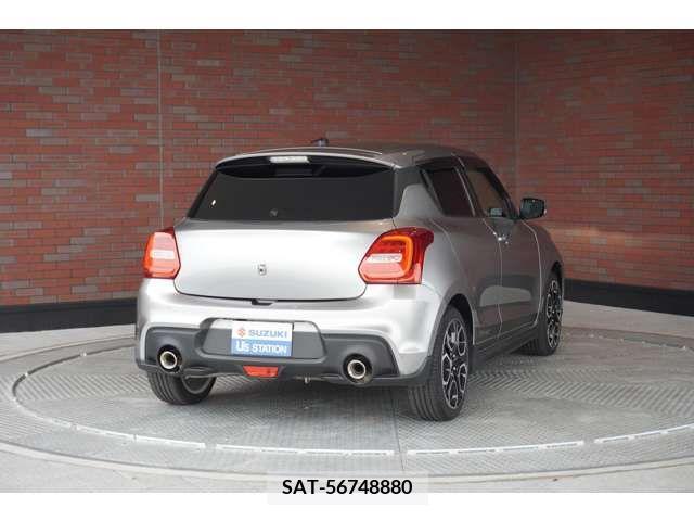 Suzuki SWIFT 2021-08 320816-2