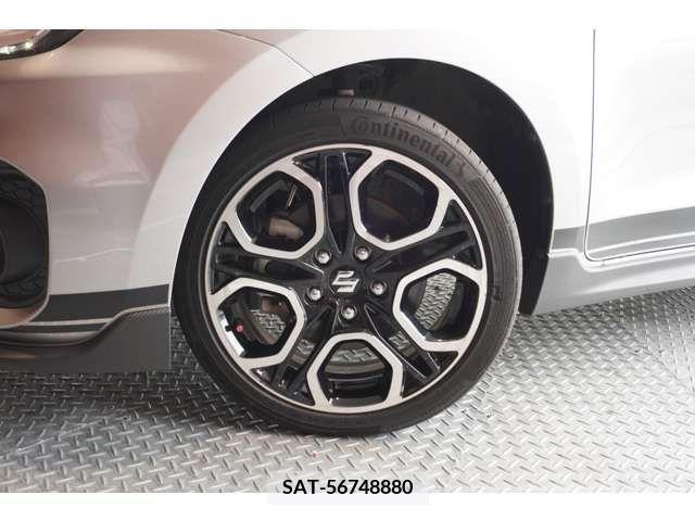 Suzuki SWIFT 2021-08 320816-12