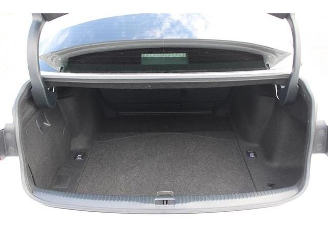 Lexus IS 2013-06 5023-17