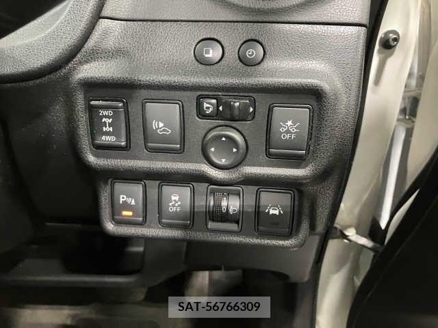 Nissan NOTE 2018-07 379760-3