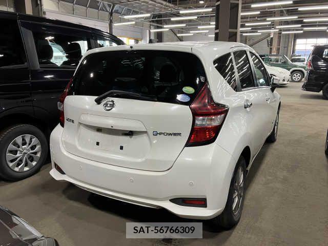 Nissan NOTE 2018-07 379760-2