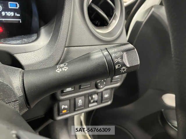 Nissan NOTE 2018-07 379760-7