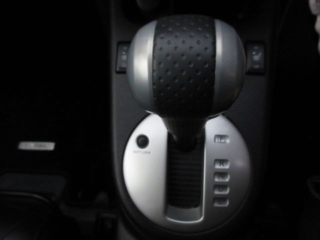 Nissan X-TRAIL 2011-10 13232-14