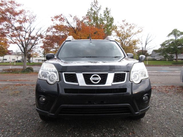 Nissan X-TRAIL 2011-10 13232-1