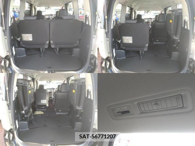 Toyota VOXY 2013-09 255843-7
