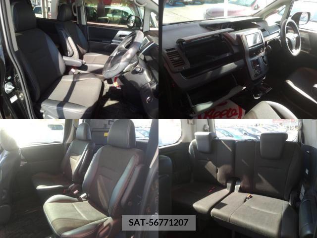 Toyota VOXY 2013-09 255843-6