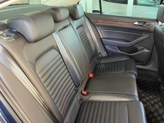 VolksWagen PASSAT 2015-10 1473-10