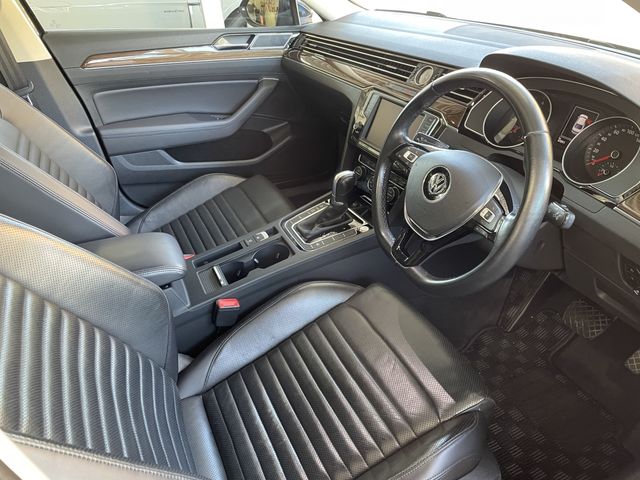 VolksWagen PASSAT 2015-10 1473-9