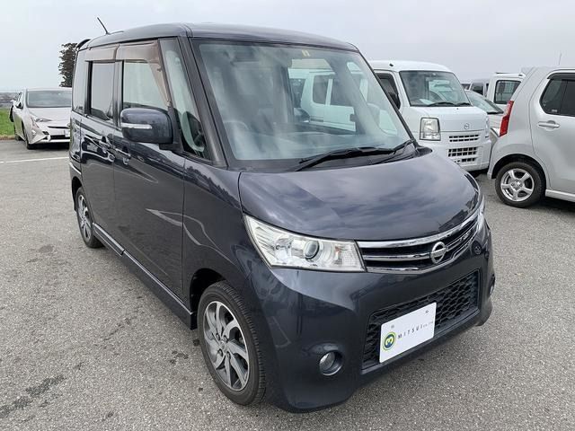 Nissan ROOX 2010-05 3782-0