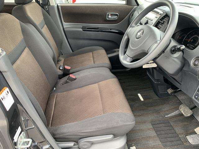 Nissan ROOX 2010-05 3782-9