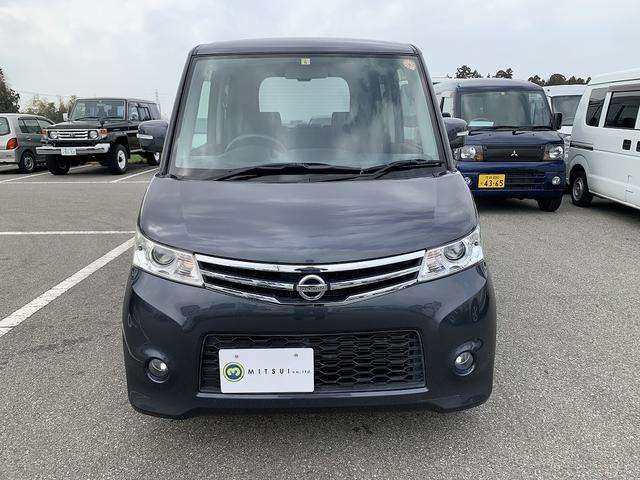 Nissan ROOX 2010-05 3782-1