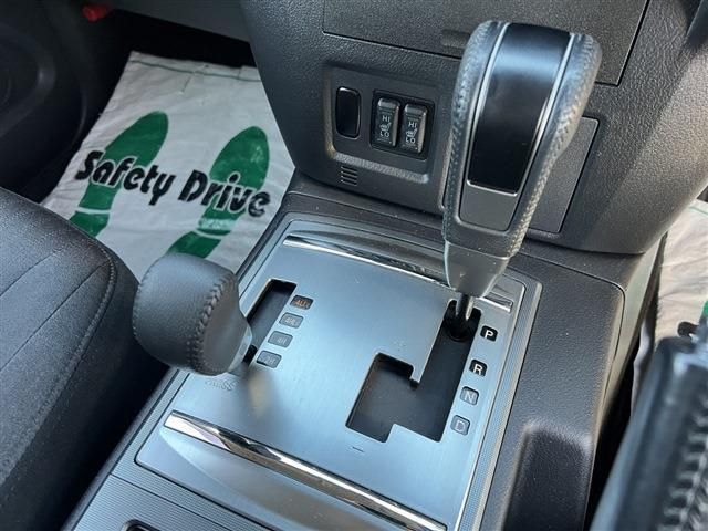 Mitsubishi PAJERO 2015-05 187872-13