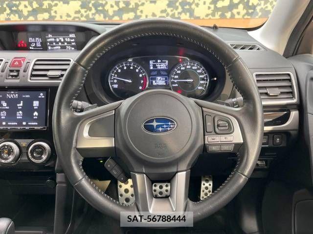 Subaru FORESTER 2016-11 214676-11