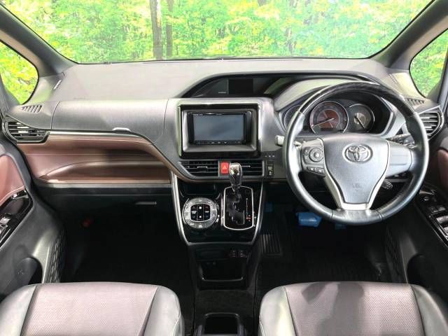 Toyota ESQUIRE 2018-08 9348-1
