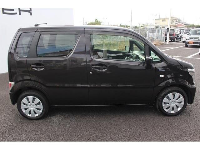 Suzuki WAGON R 2017-10 10723-2