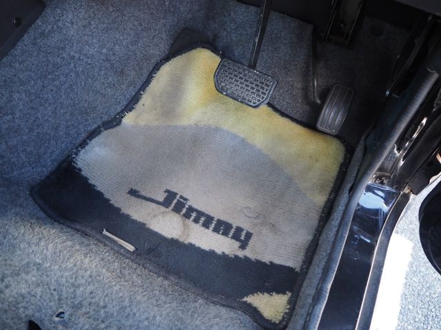Suzuki JIMNY 1996-01 8741-18
