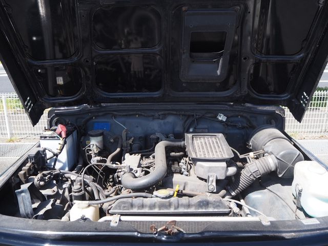 Suzuki JIMNY 1996-01 8741-22