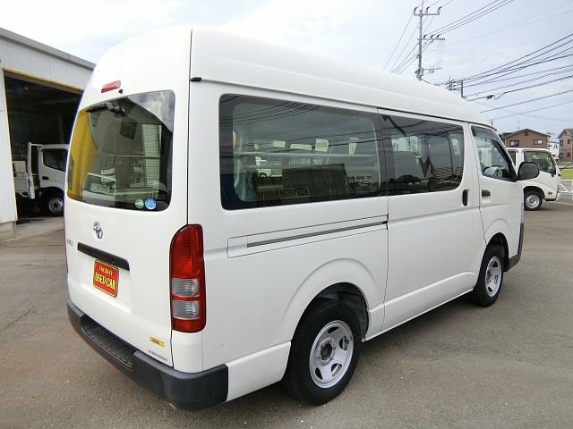 Toyota HIACE VAN 2017-07 20716-1